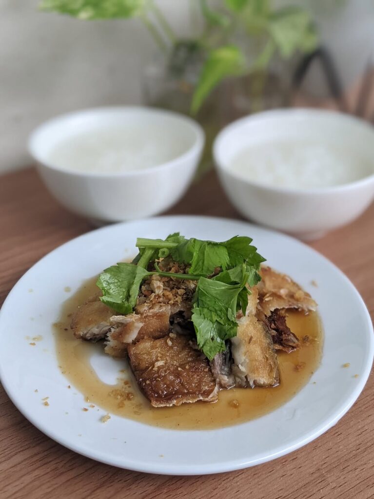 ปลาสากทอดน้ำปลา