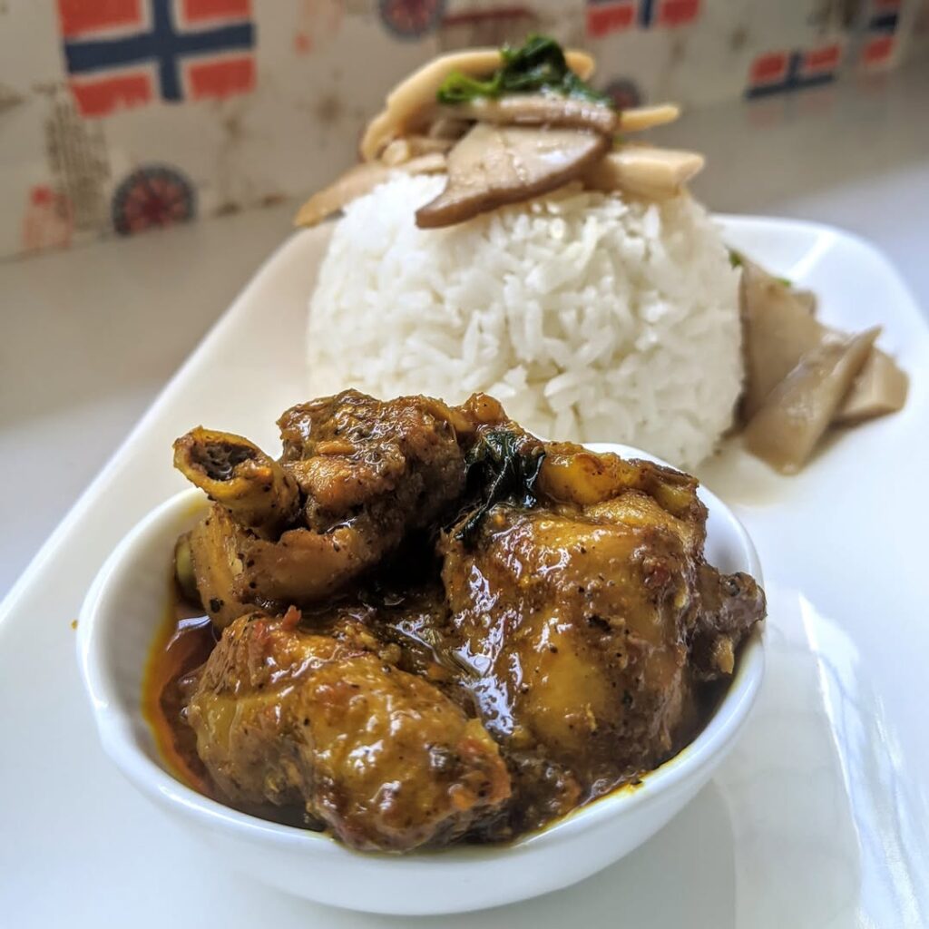 ไก่ผัดเผ็ด